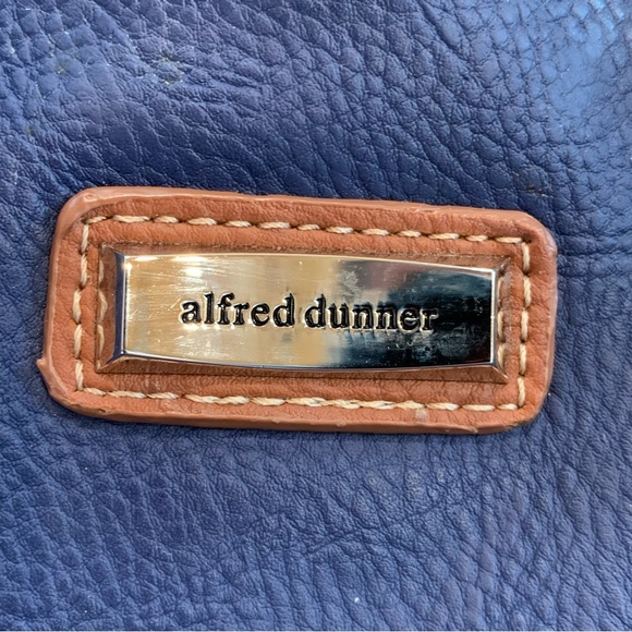 Alfred Dunner Leather Shoulder Bag - Picture 2 of 11